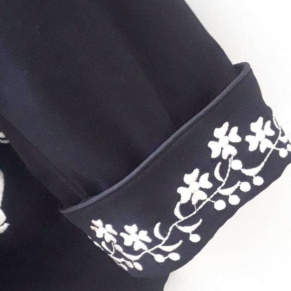 ADRIENNE LANDAU.. - Picture 4 of 9